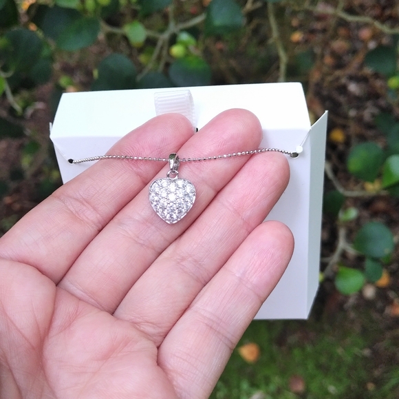 Ava Ro🚣 Silver Pave Heart❤ Pendant Necklace - NIB - Picture 12 of 15